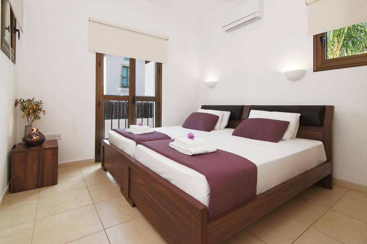 Villa Merry Ayia Napa Bagian luar foto